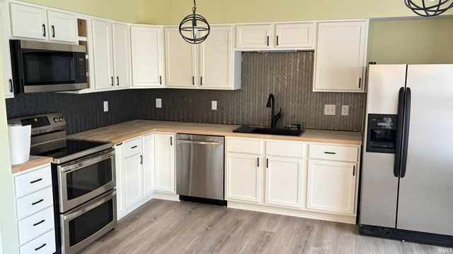 3106 Winthrop Lane, Kokomo, IN 46902