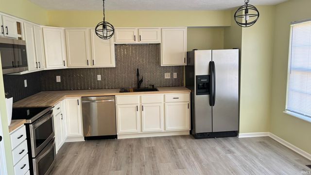 3106 Winthrop Lane, Kokomo, IN 46902