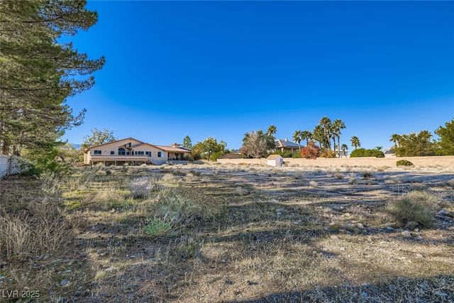 6140 North Grand Canyon Drive, Las Vegas, NV 89149