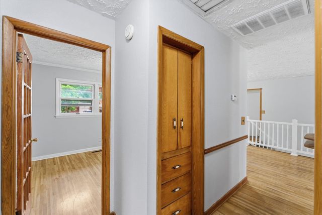 608 S LONGFELLOW, Wichita, KS 67207