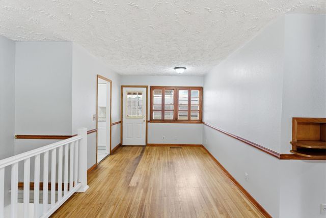 608 S LONGFELLOW, Wichita, KS 67207