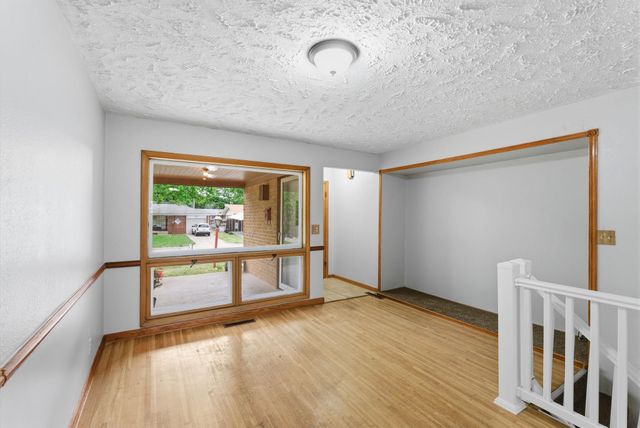 608 S LONGFELLOW, Wichita, KS 67207