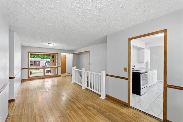 608 S LONGFELLOW, Wichita, KS 67207