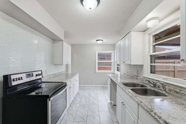 608 S LONGFELLOW, Wichita, KS 67207