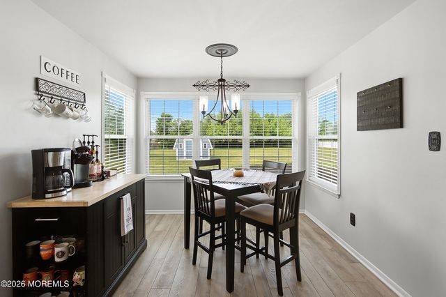 7 Olmsted Drive, Sewell, NJ 08080