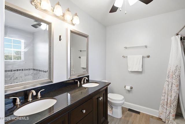 7 Olmsted Drive, Sewell, NJ 08080