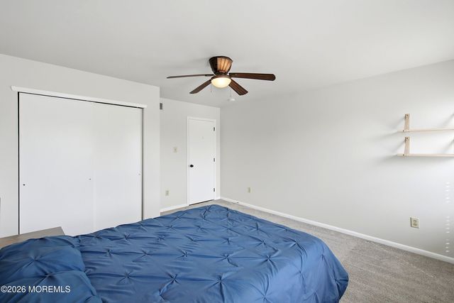 7 Olmsted Drive, Sewell, NJ 08080