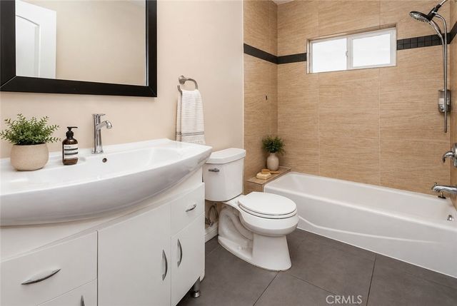 6917 Tyrone Avenue, Van Nuys, CA 91405