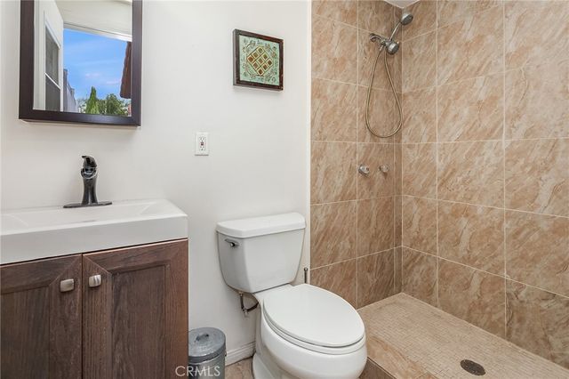 6917 Tyrone Avenue, Van Nuys, CA 91405