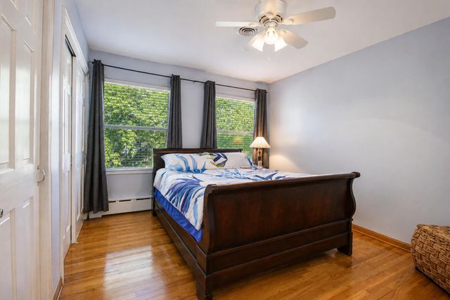8205 Oakwood Avenue, Munster, IN 46321