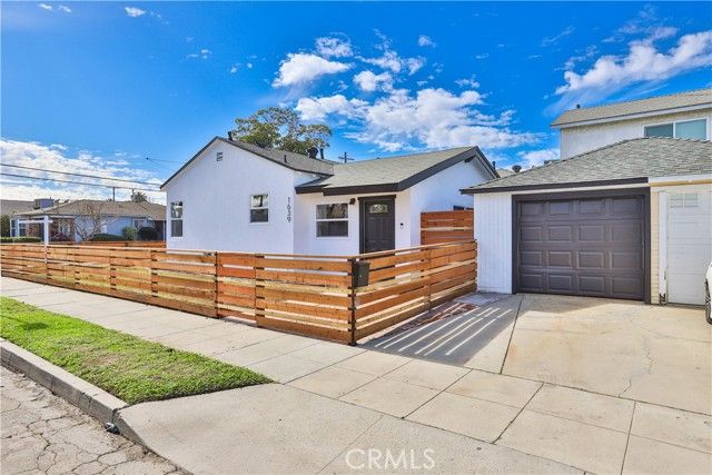 1639 E East Hungerford Street, Long Beach, CA 90805