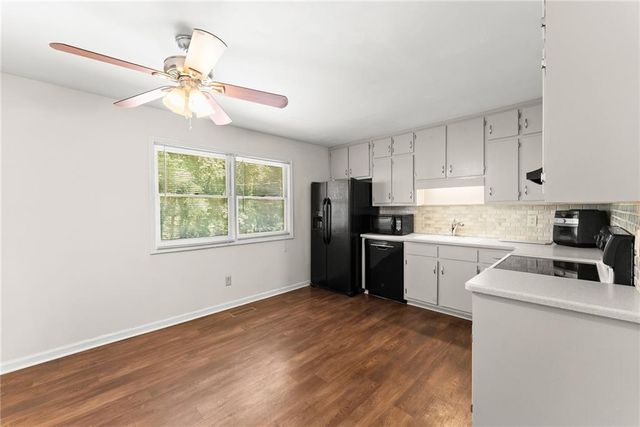 1421 Northwood Circle, Gainesville, GA 30501
