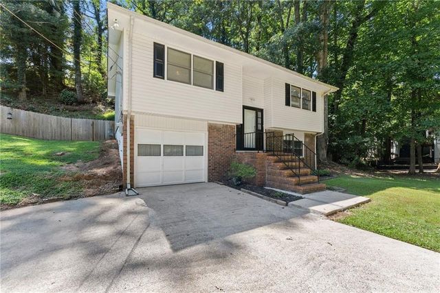 1421 Northwood Circle, Gainesville, GA 30501