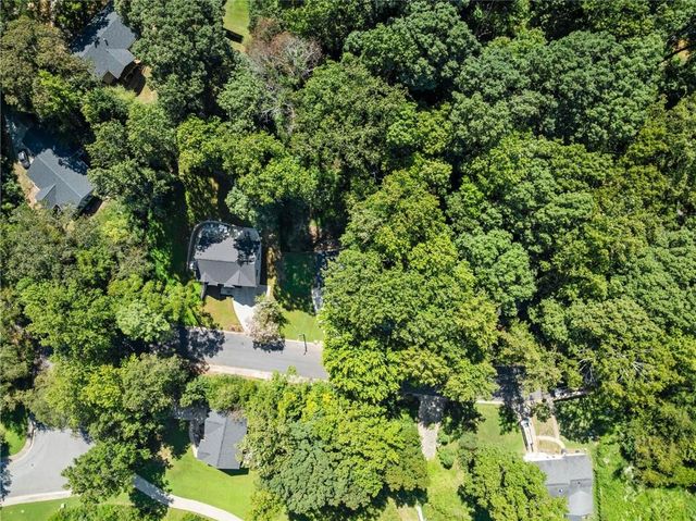 1421 Northwood Circle, Gainesville, GA 30501