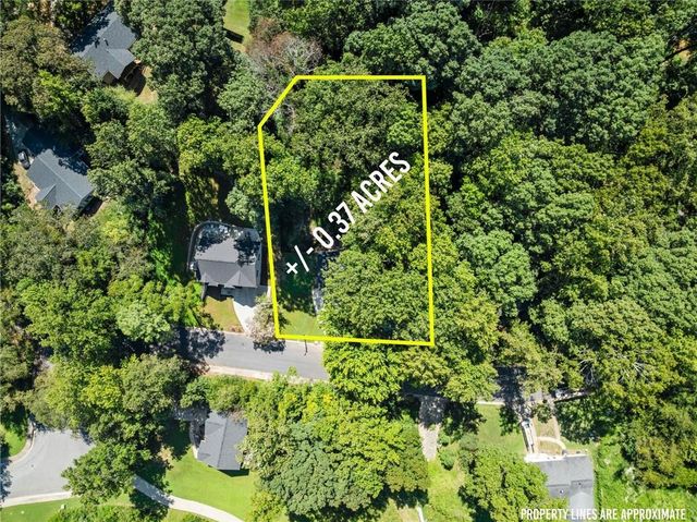 1421 Northwood Circle, Gainesville, GA 30501