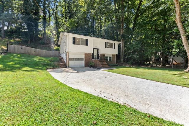 1421 Northwood Circle, Gainesville, GA 30501