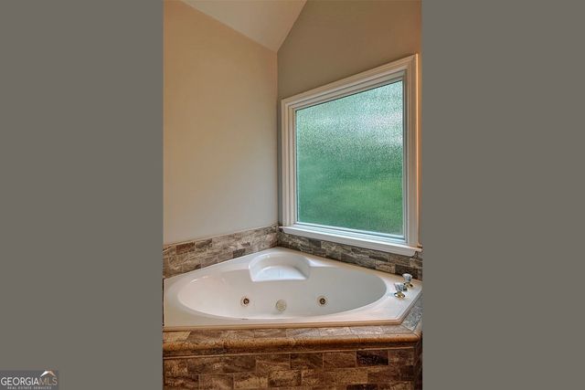 790 Gates Lane, Johns Creek, GA 30022