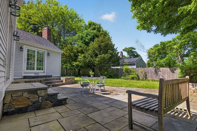 86 N Main Street, Sherborn, MA 01770