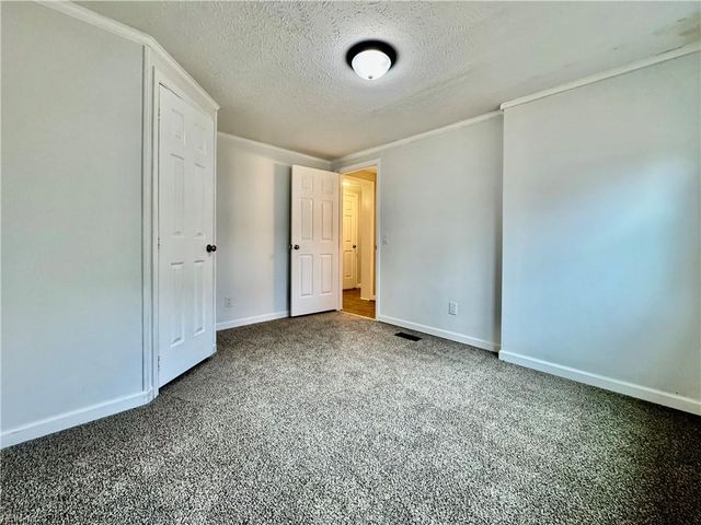 209 Cattail LN, Yorktown, VA 23693