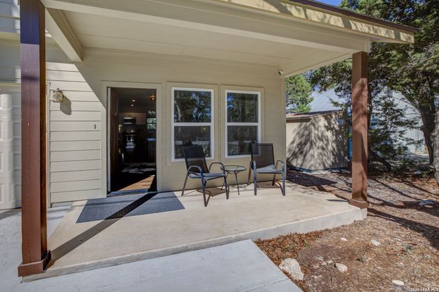 1577 Whispering Hills, Canyon Lake, TX 78133