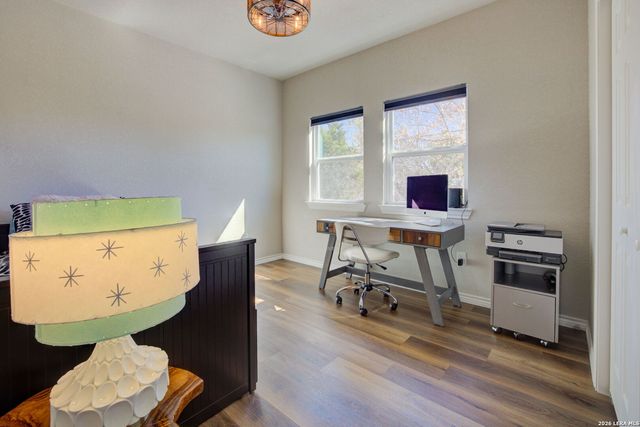 1577 Whispering Hills, Canyon Lake, TX 78133