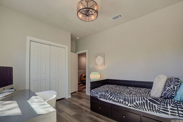 1577 Whispering Hills, Canyon Lake, TX 78133