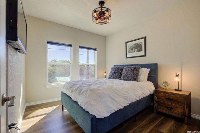 1577 Whispering Hills, Canyon Lake, TX 78133