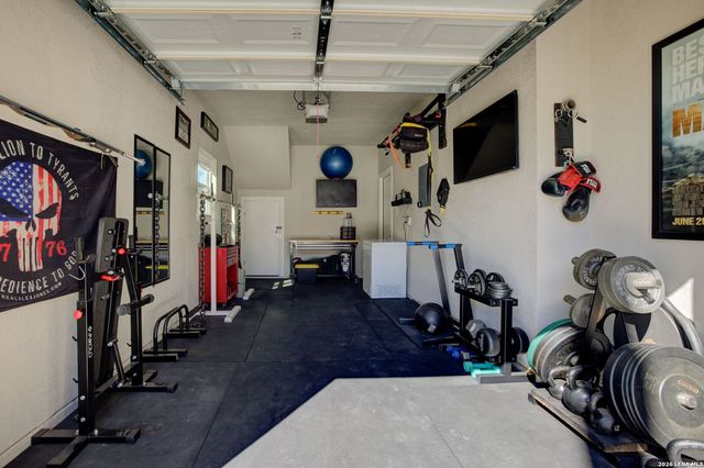 1577 Whispering Hills, Canyon Lake, TX 78133