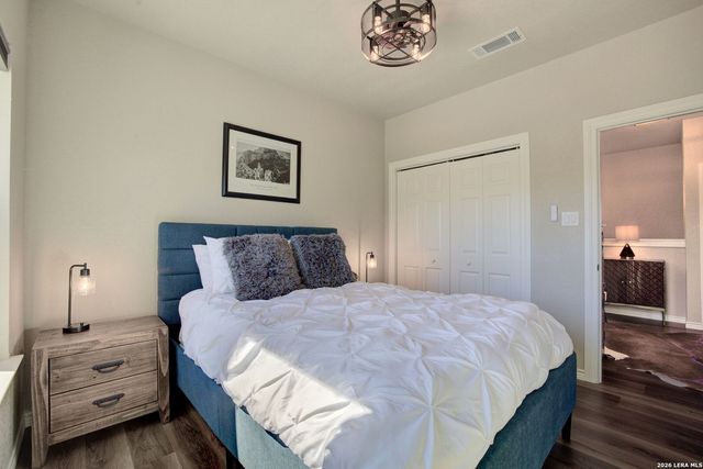 1577 Whispering Hills, Canyon Lake, TX 78133