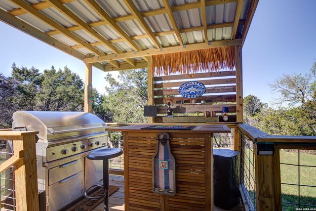 1577 Whispering Hills, Canyon Lake, TX 78133