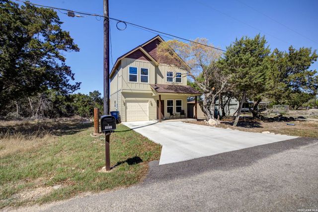 1577 Whispering Hills, Canyon Lake, TX 78133