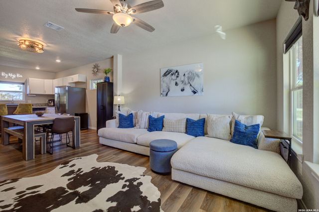 1577 Whispering Hills, Canyon Lake, TX 78133