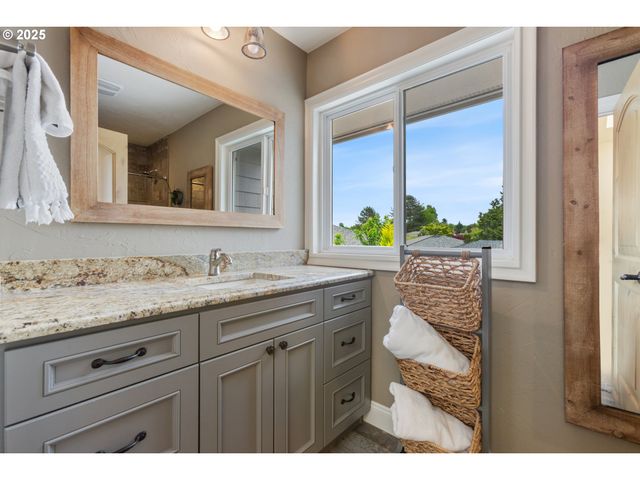 7705 Sw Arbor Lake Ct, Wilsonville, OR 97070