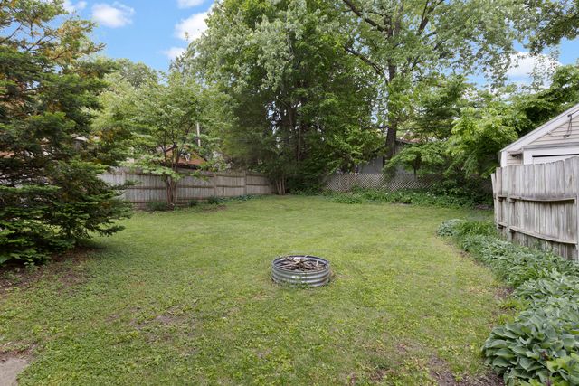206 N Highland Avenue, Rockford, IL 61107