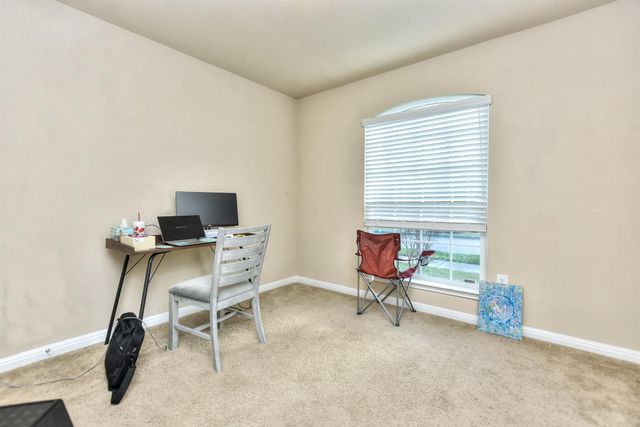 404 Craters Of The Moon BLVD, Pflugerville, TX 78660