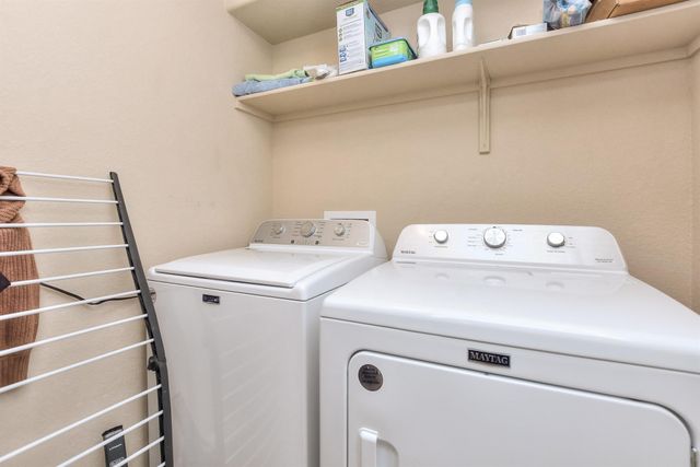 404 Craters Of The Moon BLVD, Pflugerville, TX 78660