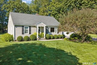 14 Redwood Drive, Bethel, CT 06801