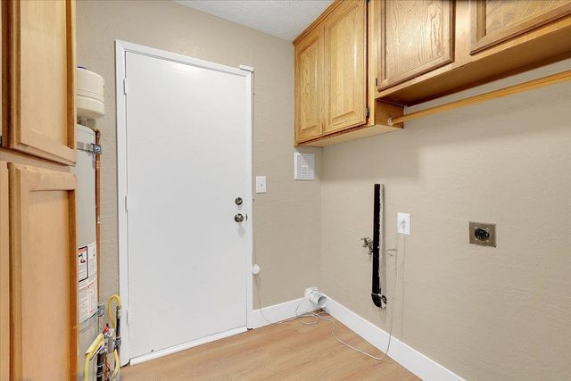6471 Garden Park Dr, Garden Valley, CA 95633