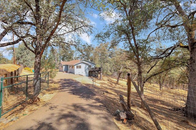 6471 Garden Park Dr, Garden Valley, CA 95633