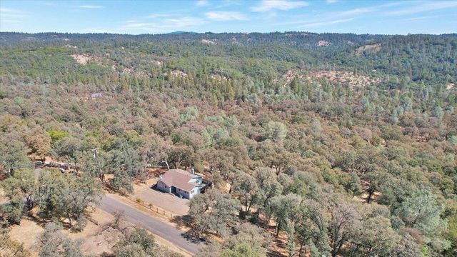 6471 Garden Park Dr, Garden Valley, CA 95633