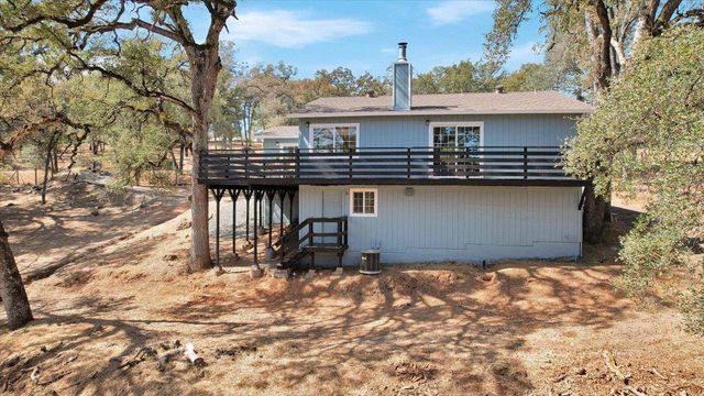6471 Garden Park Dr, Garden Valley, CA 95633