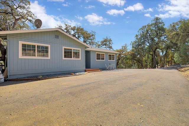 6471 Garden Park Dr, Garden Valley, CA 95633