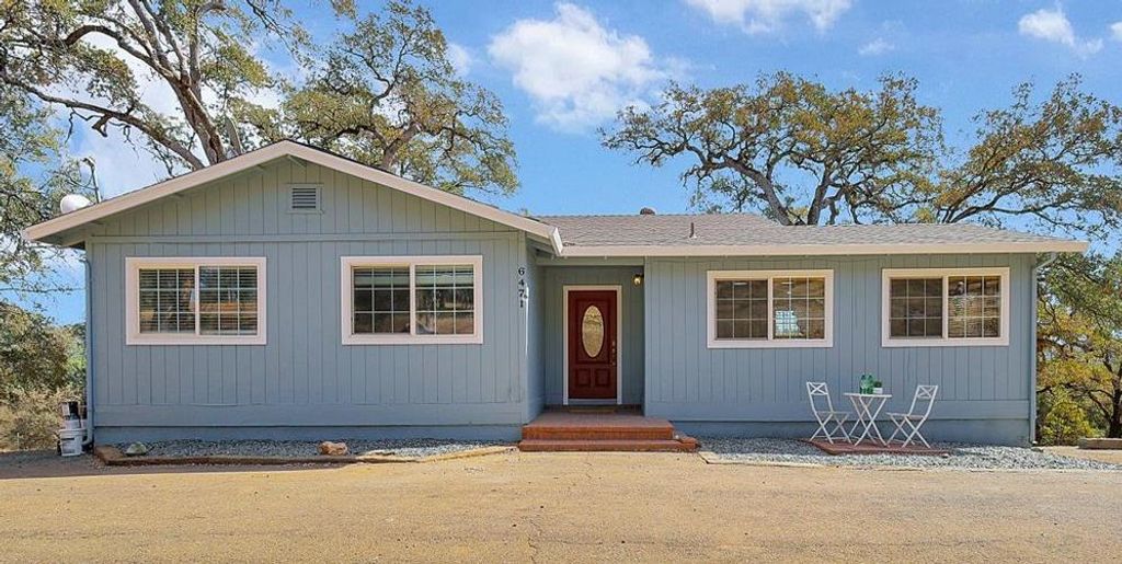 6471 Garden Park Dr, Garden Valley, CA 95633