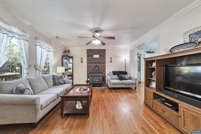 2415 BELLE MEADE RD, Bumpass, VA 23024