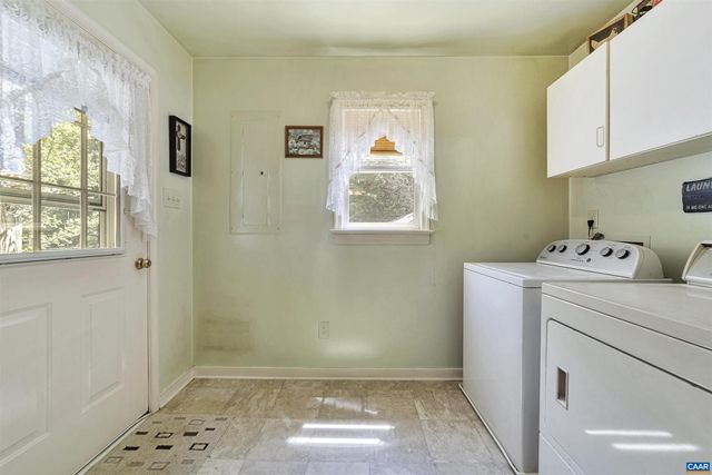 2415 BELLE MEADE RD, Bumpass, VA 23024