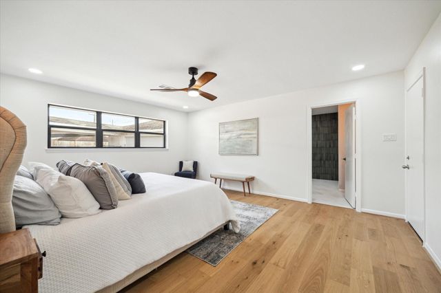 7715 Twin Hills Drive, Houston, TX 77071