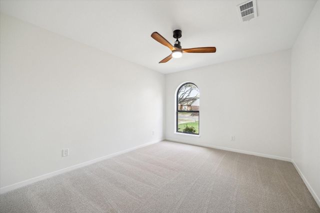 7715 Twin Hills Drive, Houston, TX 77071