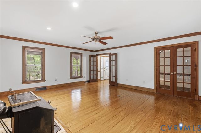 11515 Wood Brook Rd, Glen Allen, VA 23059