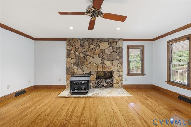 11515 Wood Brook Rd, Glen Allen, VA 23059
