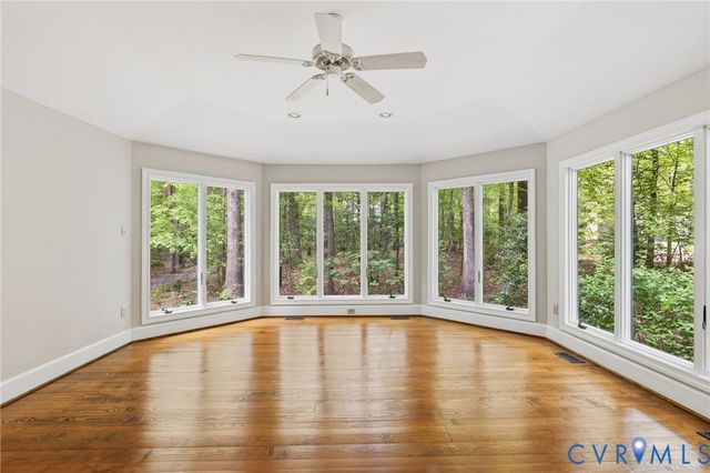 11515 Wood Brook Rd, Glen Allen, VA 23059